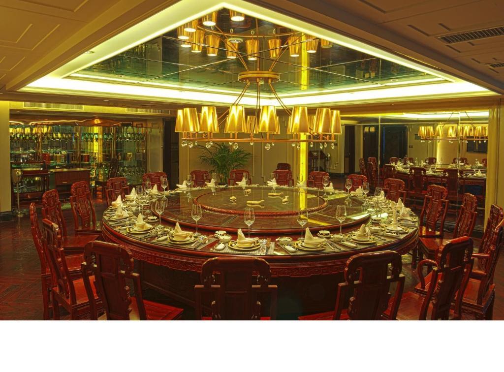 Hengna International Hotel Yiwu  Bagian luar foto