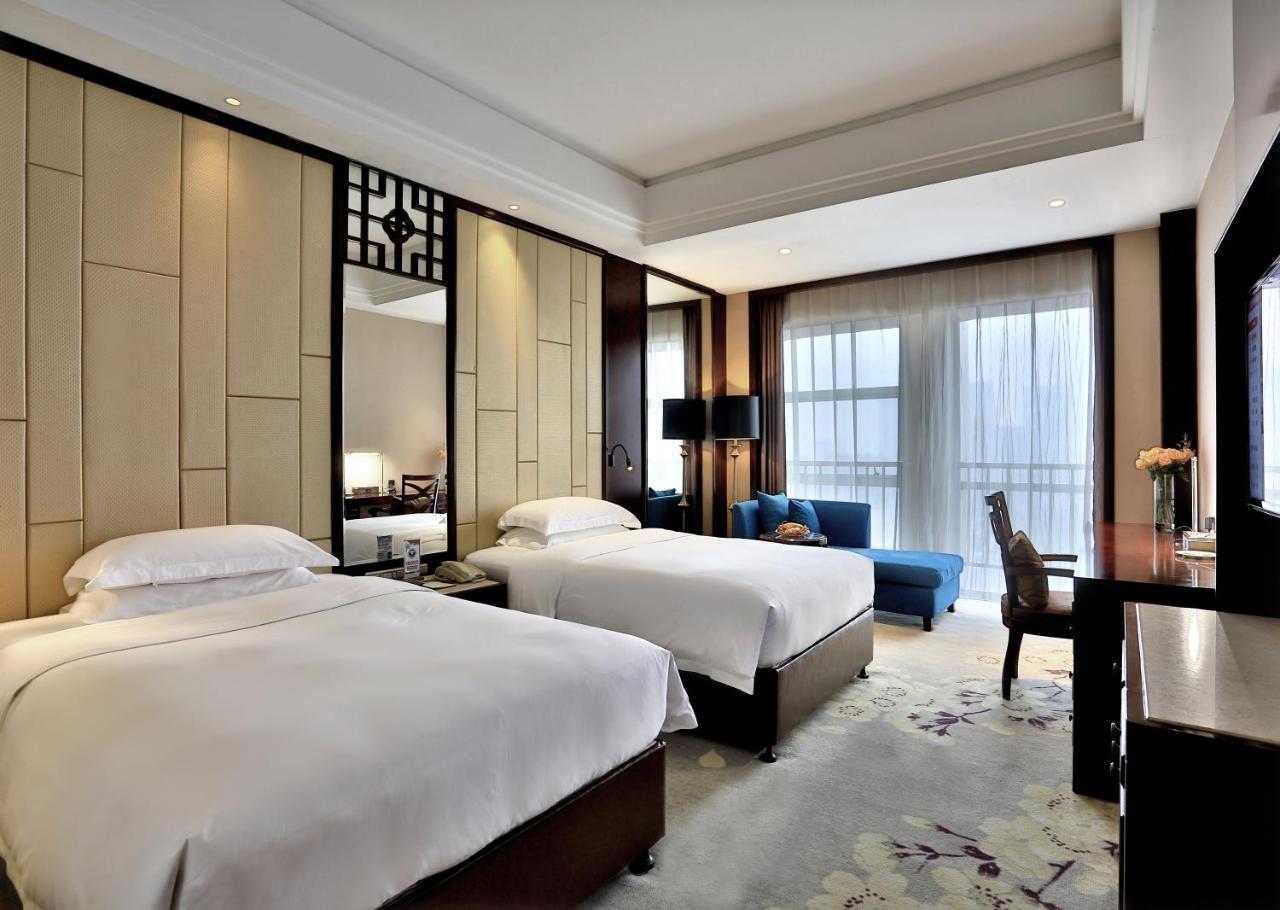 Hengna International Hotel Yiwu  Bagian luar foto