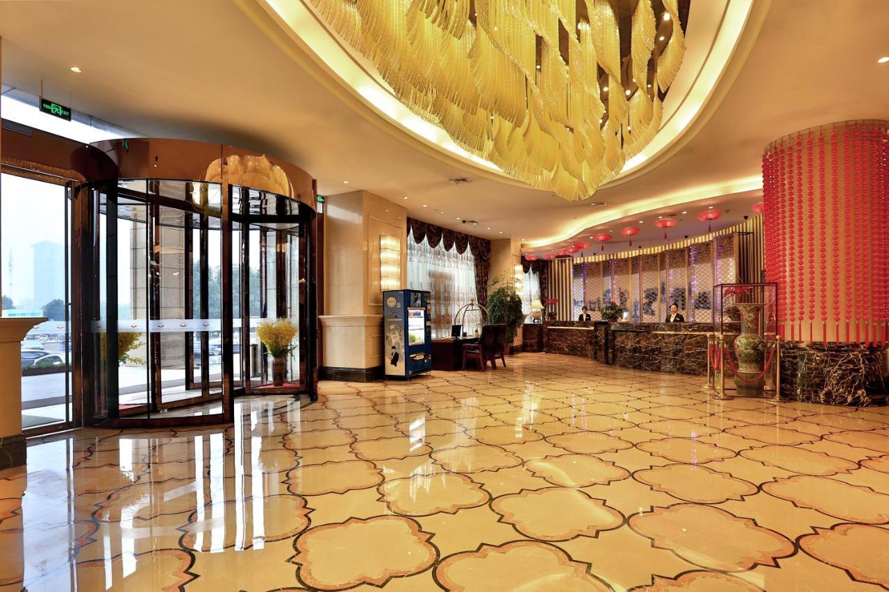 Hengna International Hotel Yiwu  Bagian luar foto